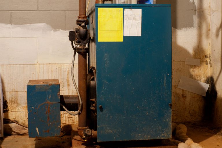 An oil furnace heater inside a small room, Does An Oil Furnace Need Electricity?