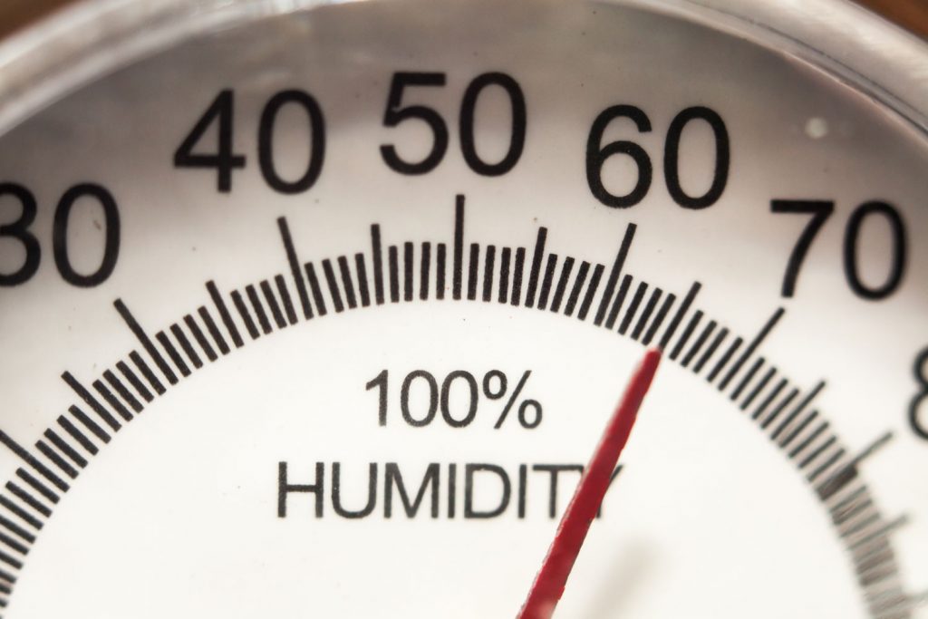 A humidity gauge temperature