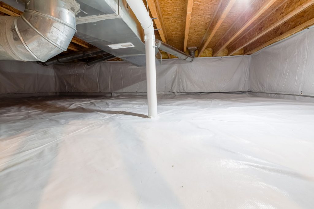 Crawl space fully encapsulated with thermoregulatory blankets and dimple board