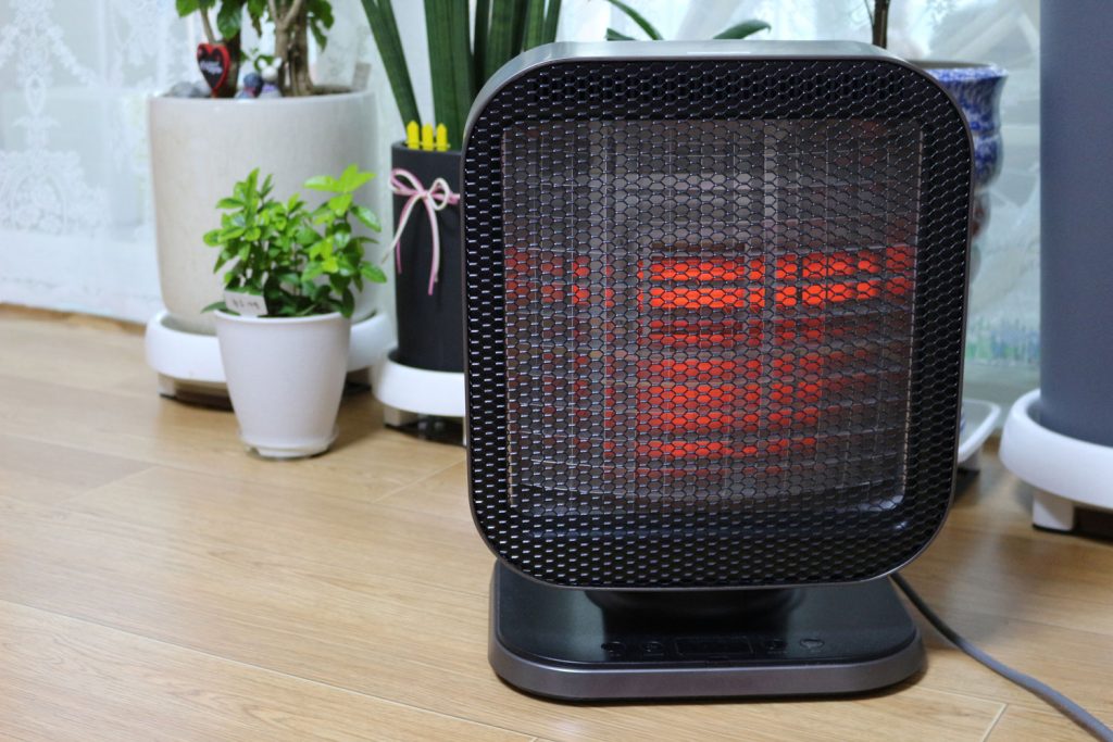 A heater that can warm the air at home. South Korea.