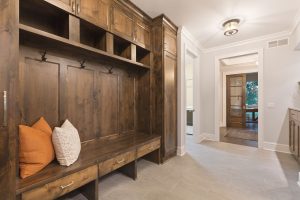 Read more about the article How To Insulate Your Mudroom