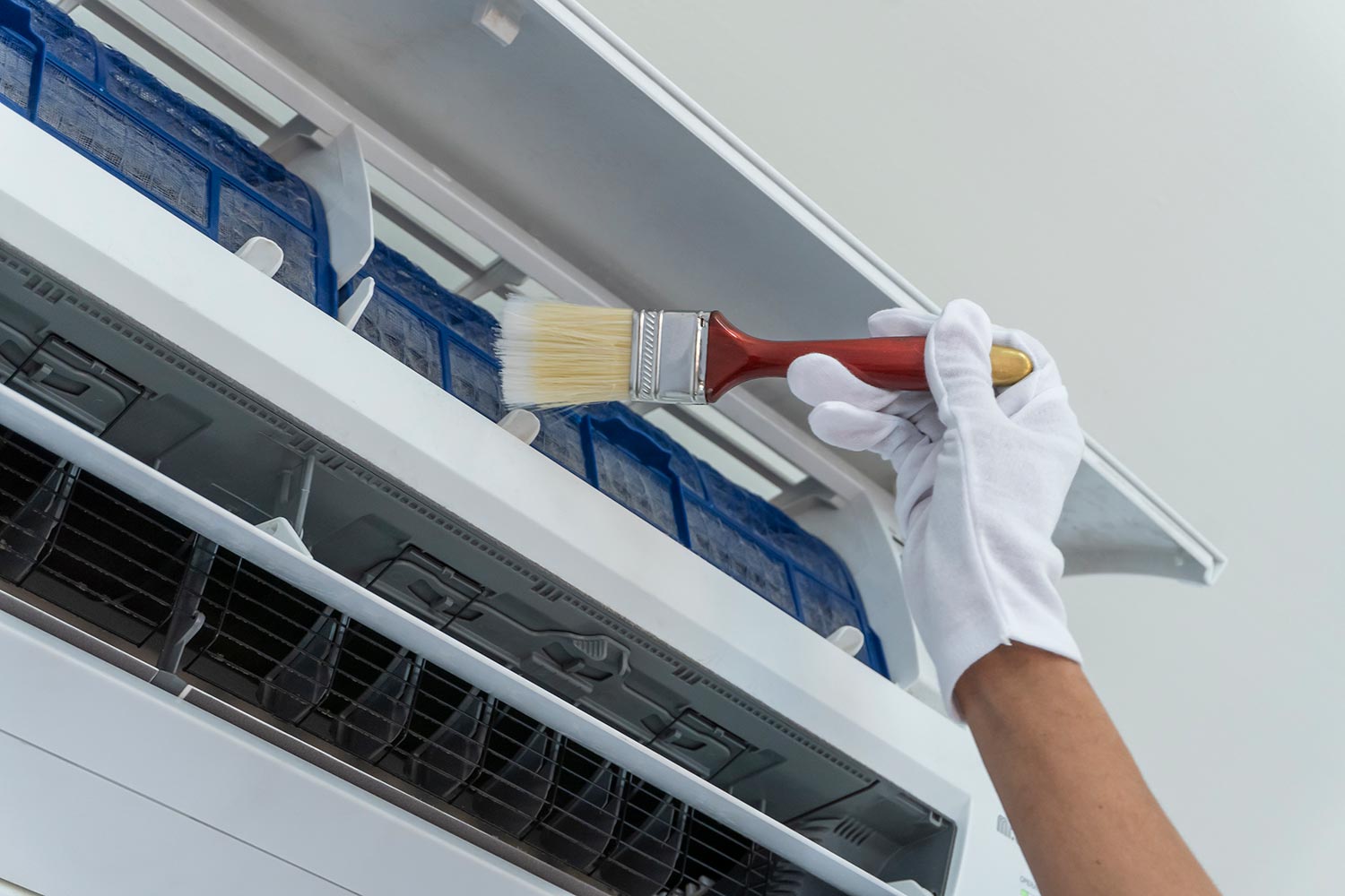 Cleaning dirty air filter inside air conditioners