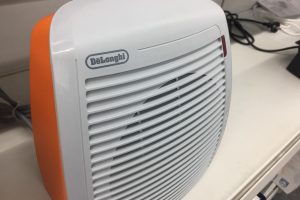 Read more about the article Delonghi Air Conditioner Leaking Water – What To Do?