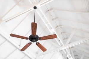 Read more about the article How To Reverse Ceiling Fan Direction
