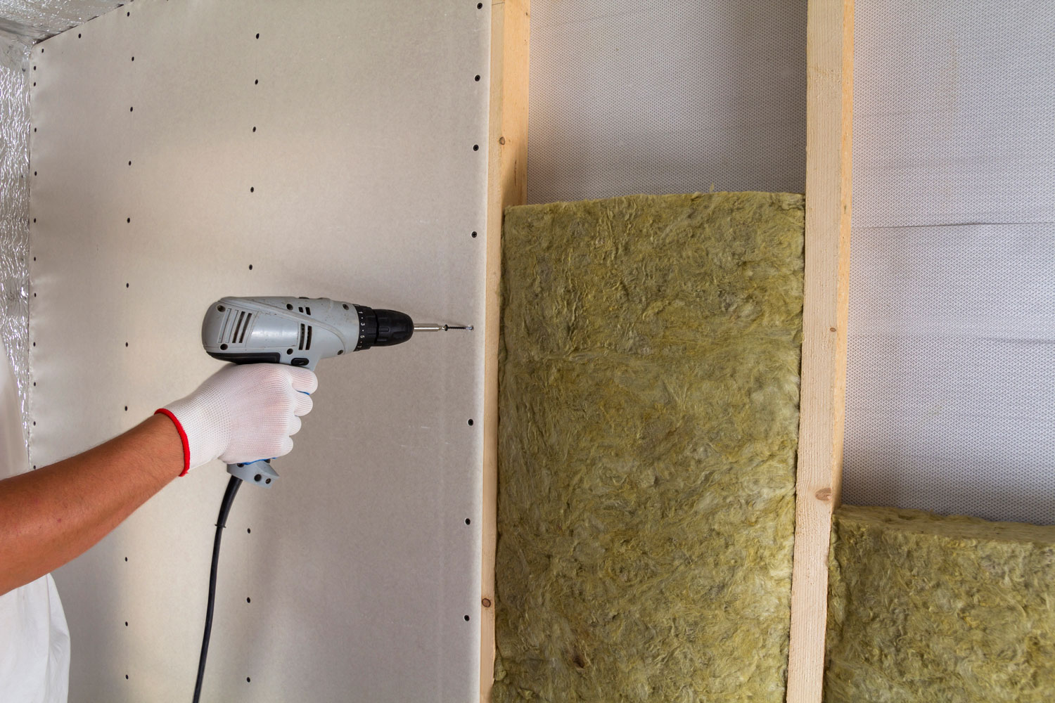 What Is The Best Type Of Insulation For Soundproofing? thumbnail