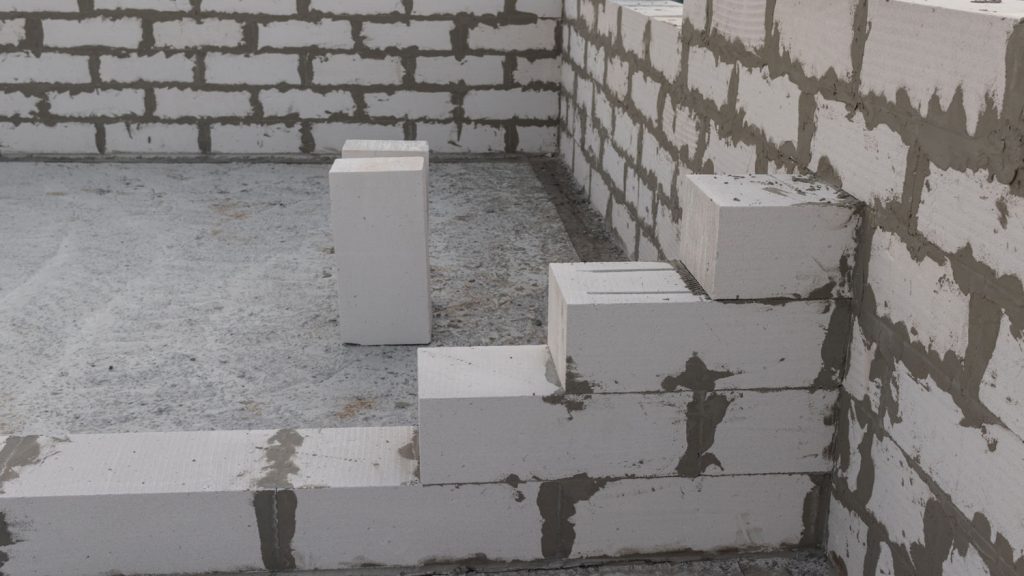 lightweight concrete block the bricks used in the construction of the new series are popular.