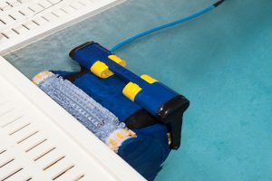 Read more about the article How To Clean A Pool Heater Filter