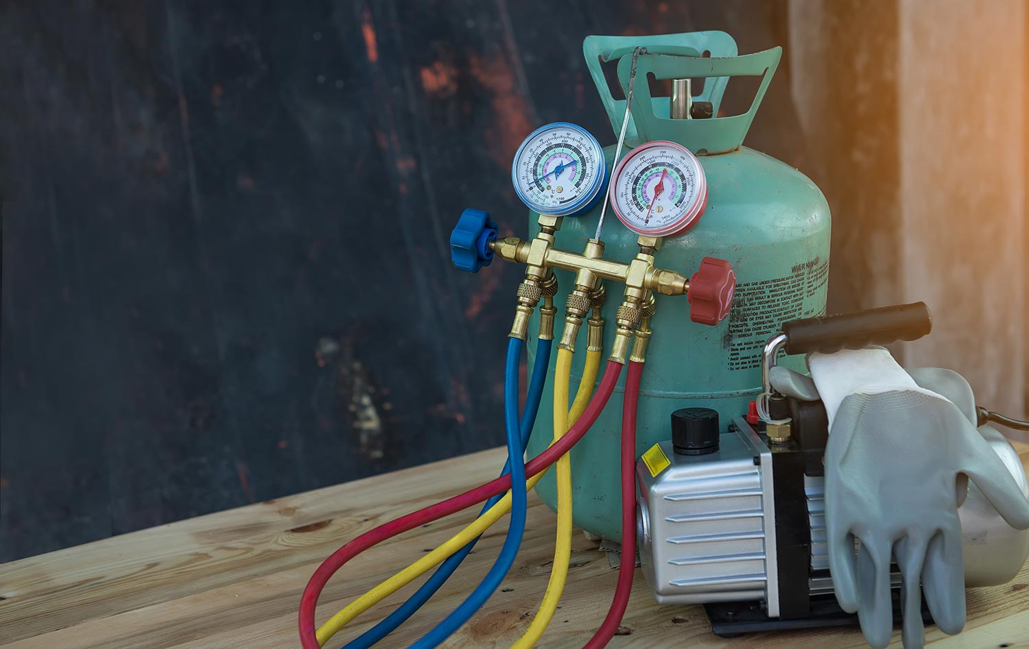 Vacuum pump measuring equipment for filling air conditioners