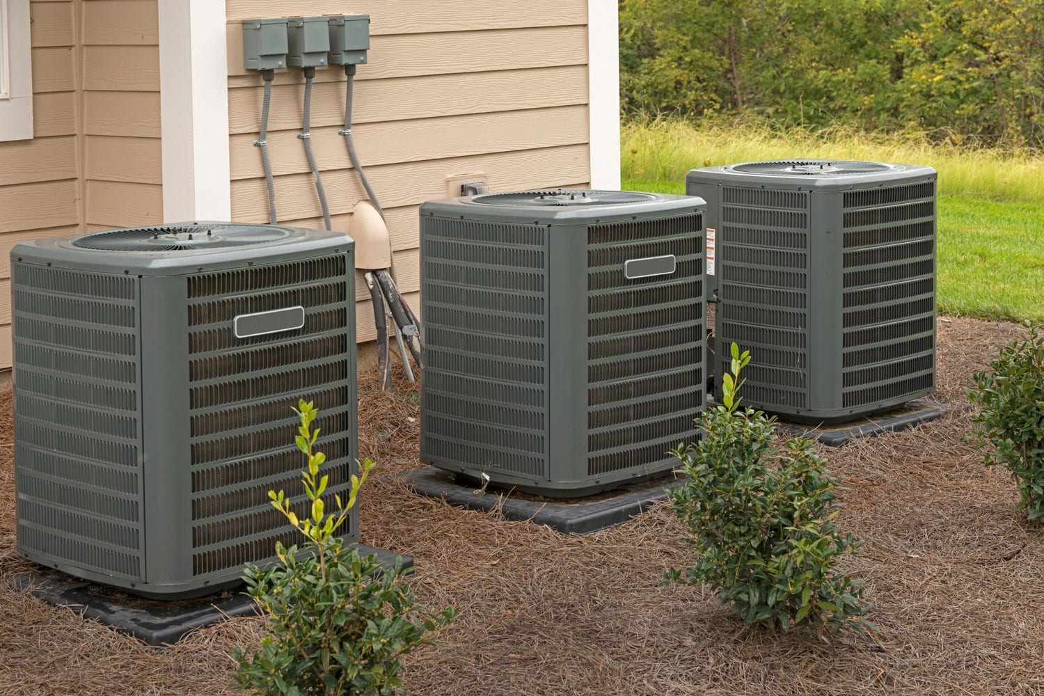 Outdoor air condition might need regular maintance to keep your outdoor unit working