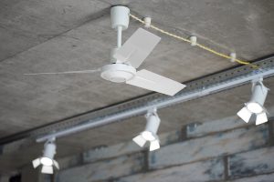 Read more about the article Ceiling Fan Only Works On High – What To Do?