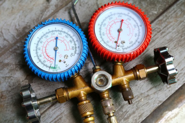 Refrigerator pressure gauges, Yellow Jacket Titan Vs. Brute: Which To Choose?