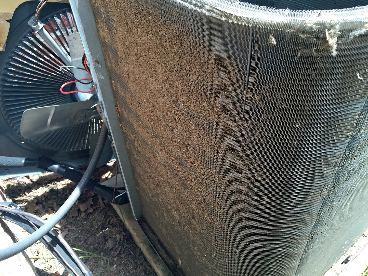 AIr Conditioner dirty condenser coil that needs cleaning
