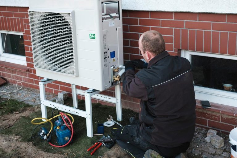 An installer installs the heat pump in a single-family house, How To Reset A Heat Pump