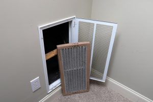 Read more about the article 6 Types Of Air Filters For Your Home