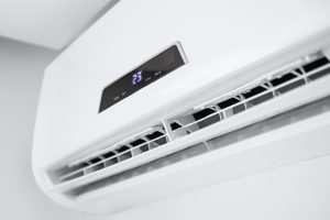 Read more about the article How To Dehumidify A Room With Air Conditioner