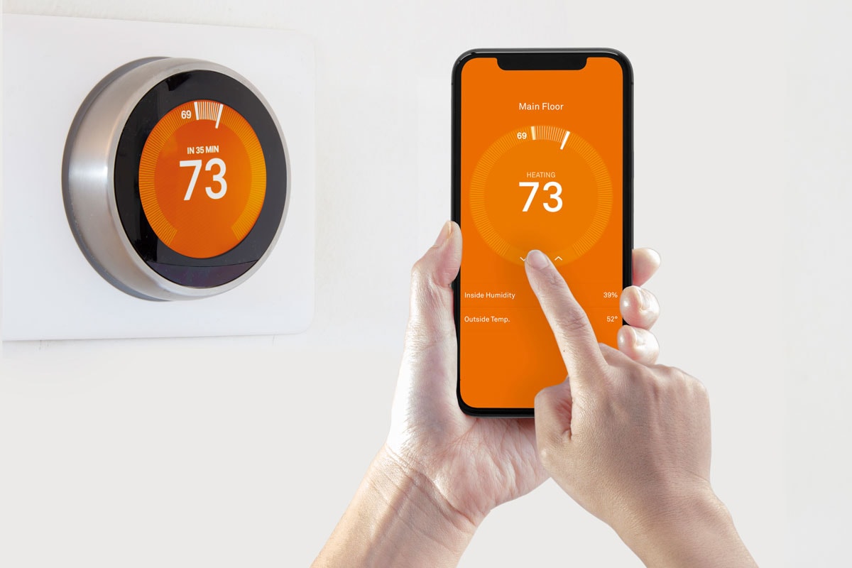 Changing the thermostat level using a phone