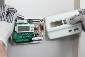 Read more about the article How To Replace Batteries In An Emerson Thermostat