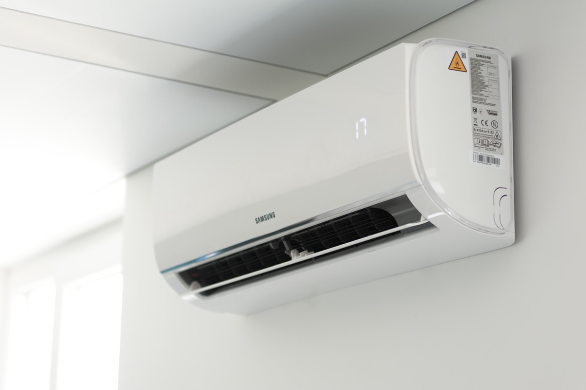 A new Samsung Electronics air conditioner unit on the white wall