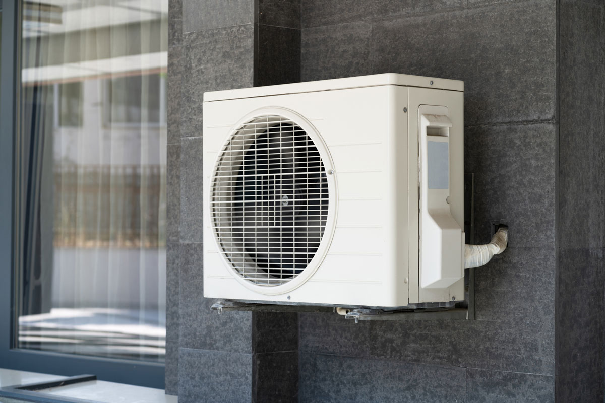Air Conditioner And Heat Pump Split HVAC System Unit