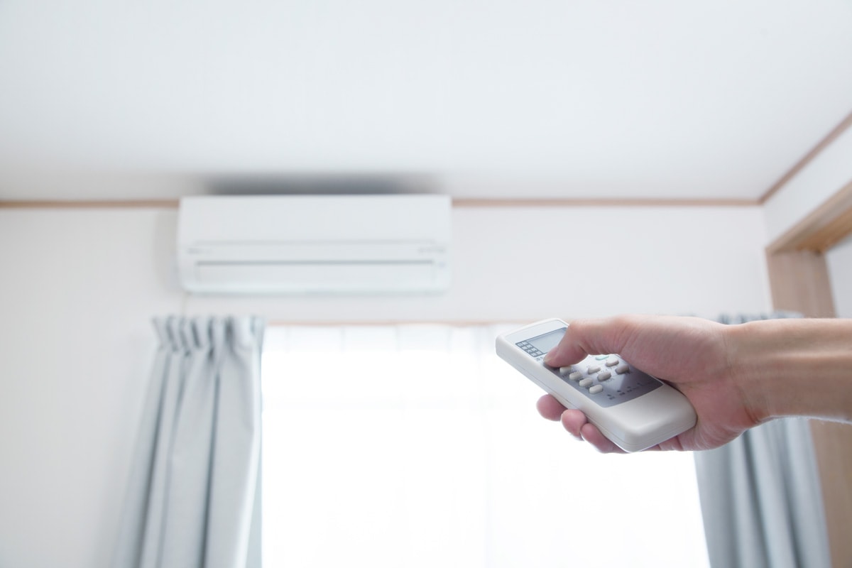 Changing the AC temperature using a remote