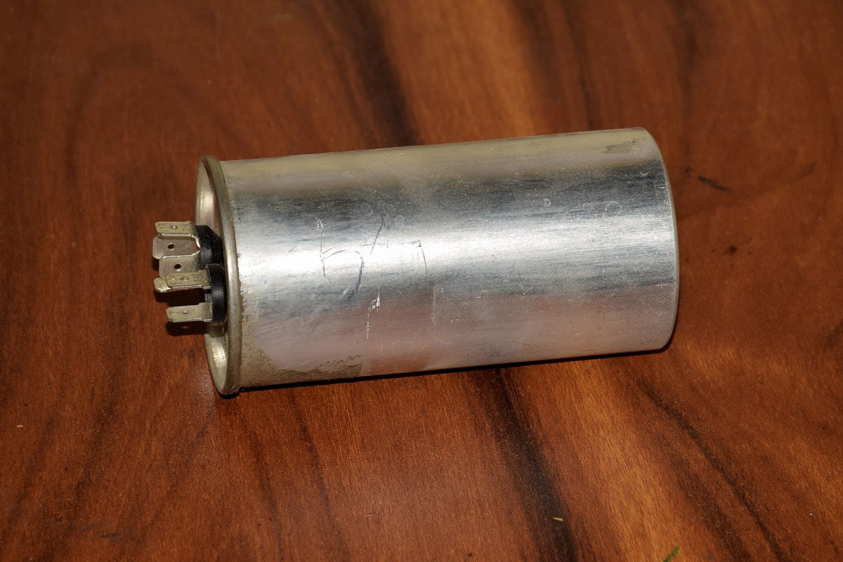 Capacitor of a window air conditioner