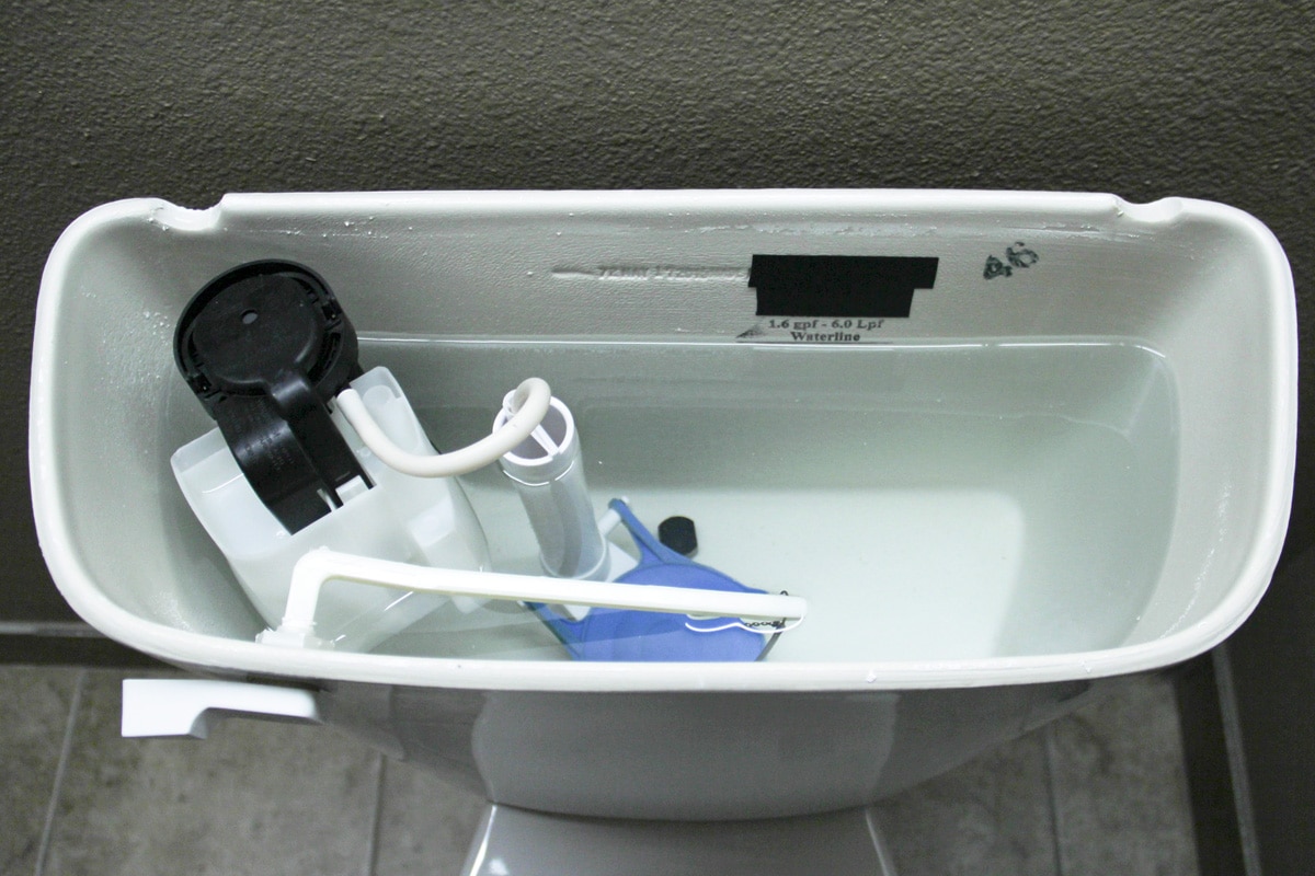 Internal Plumbing of a Modern Toilet 