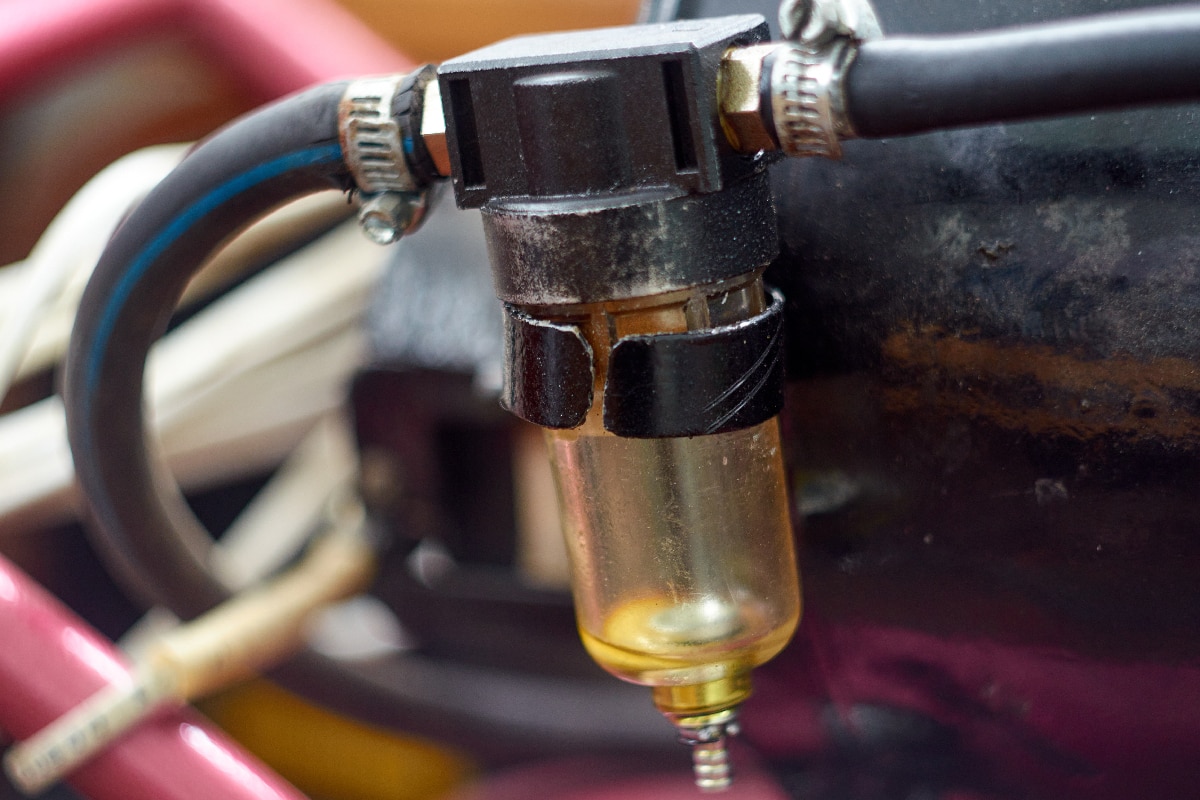 Oil separator on homemade compressor