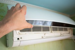 Read more about the article AC Lid Not Closing Completely – Why And What To Do?