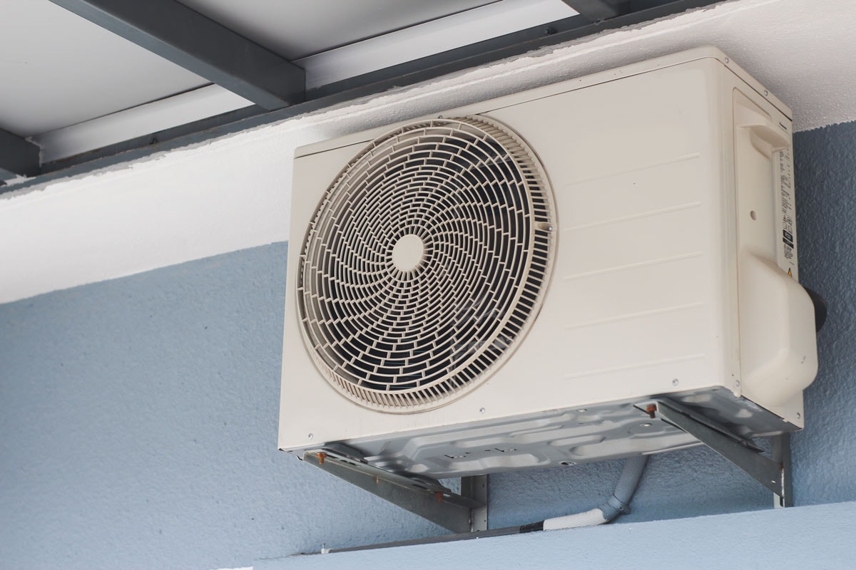 To cool the room, a split type inverter air conditioner condenser is connected to the smart air conditioner