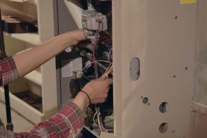 Read more about the article How To Light A Gas Furnace With An Electronic Ignition [Step By Step Guide]