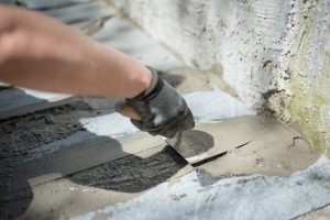 Read more about the article Hydraulic Cement Vs. Expanding Foam: Which Should You Choose?