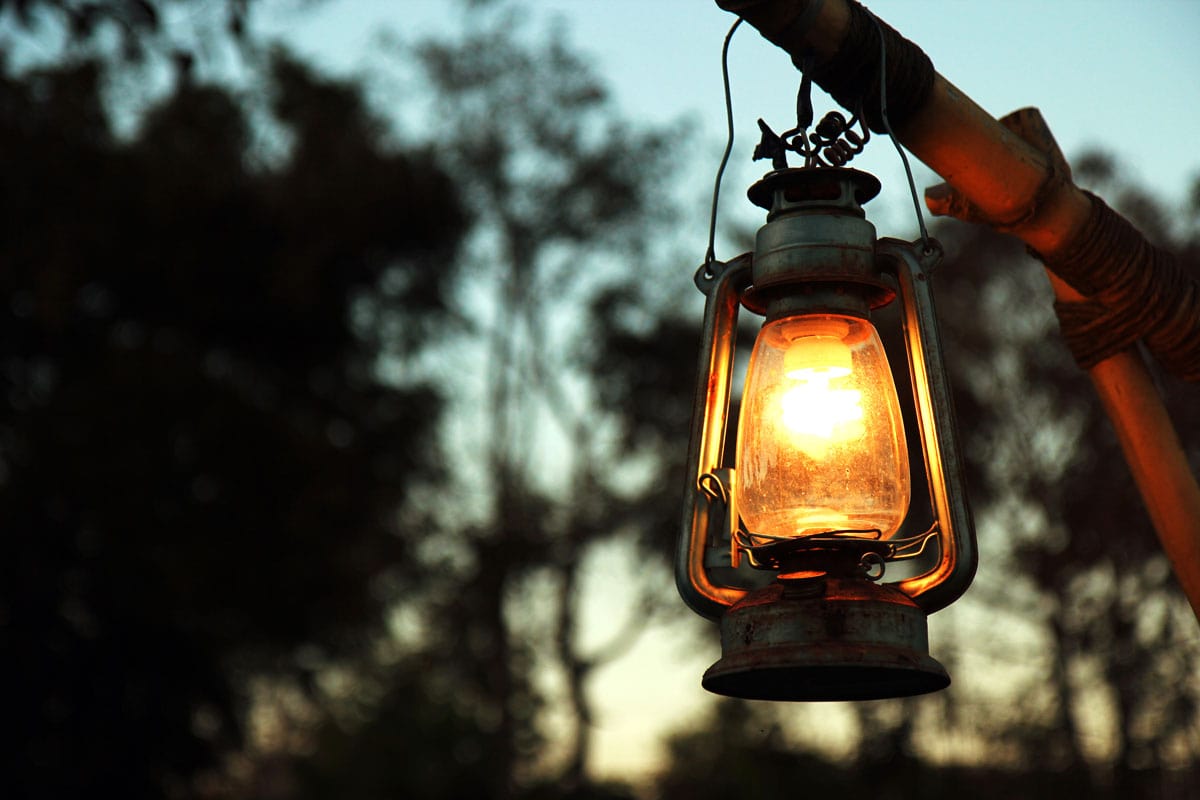 Thailand lantern light kerosene lamp light old style