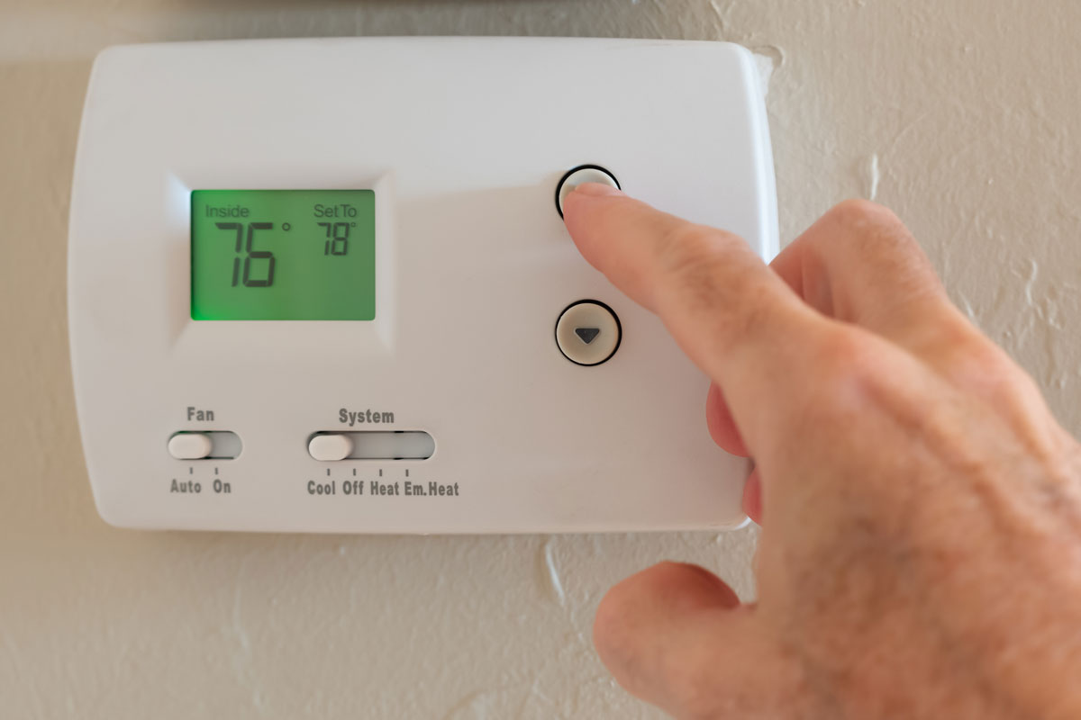 setting digital thermostat cool programming air