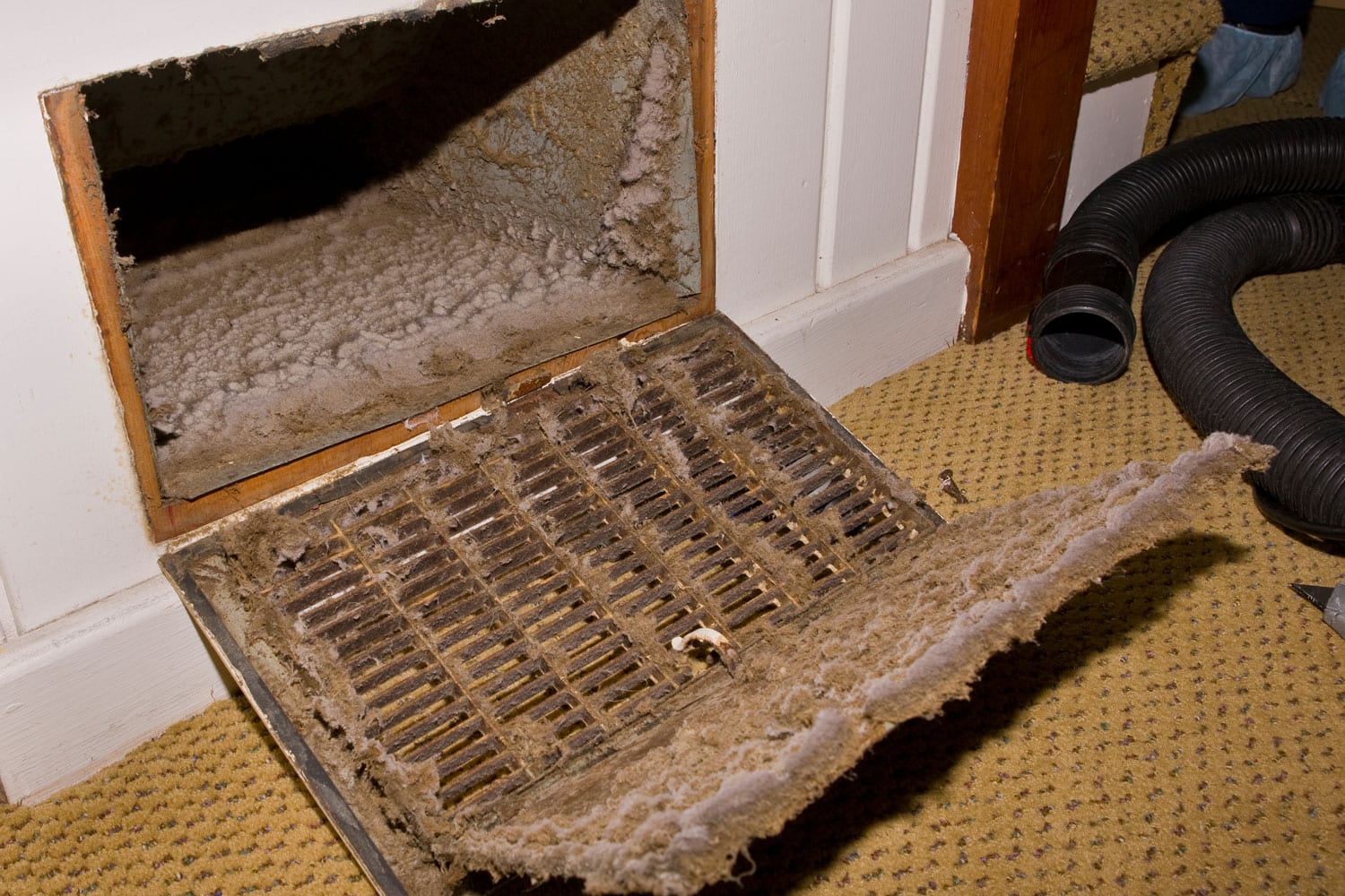 extremely dirty house air ducts